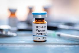 Presa franceză: Un preot român devine ținta atacurilor online după ce şi-a expus viziunea cu privire la vaccinare împotriva COVID-19