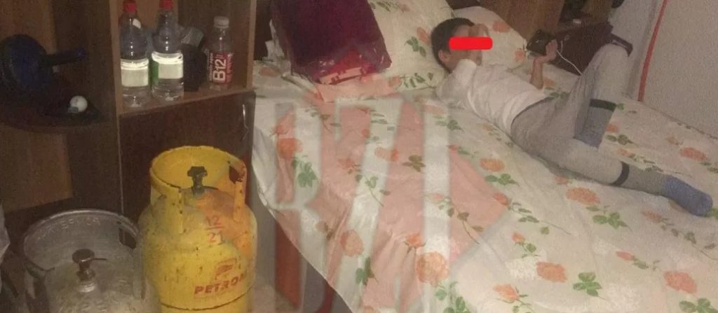 Caz cutremurător în Piatra Neamț! Un bărbat a încercat să se sinucidă alături de copilul lui. Intervenția reporterilor locali le-ar fi salvat viața