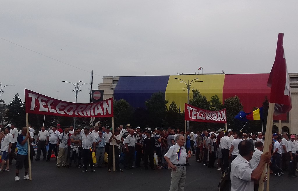 Sindicaliștii din poliție, administrație publică, asistență socială, penitenciare și sport ies în stradă! Miting în fața Ministerului Muncii