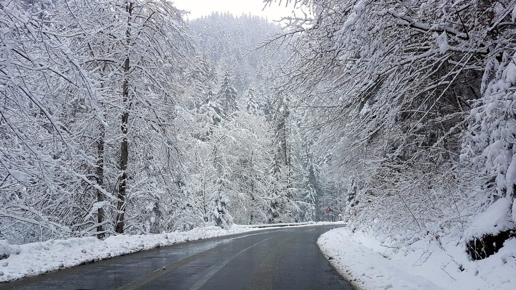 Primul episod de ger din această iarnă. Temperaturile vor scădea chiar și până la -20 de grade în weekend