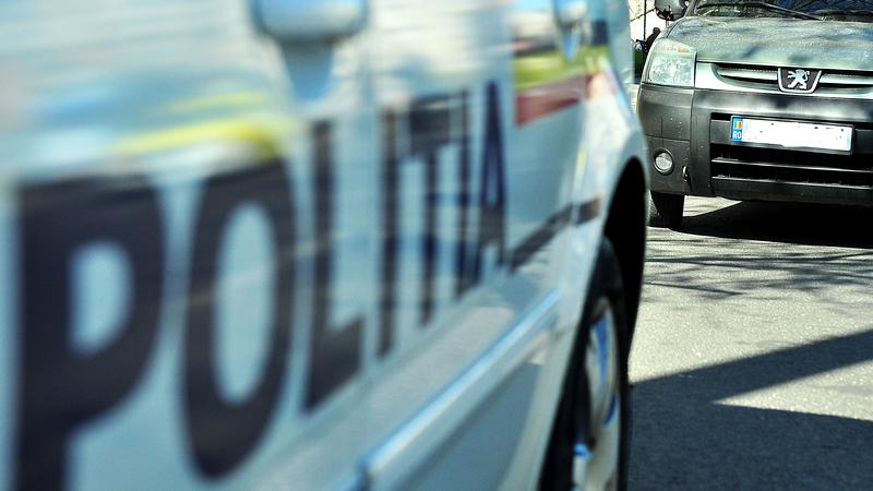 Un brancardier de la Spitalul din Hunedoara a fost condamnat după ce a furat o cremă de epilat dintr-un magazin și s-a bătut apoi cu agentul de pază!