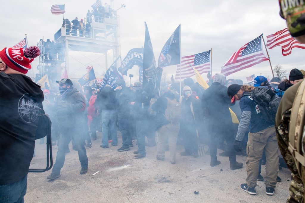 Americanii continuă să fie îngrijoraţi pentru democraţia lor la un an după atacul asupra Capitoliului