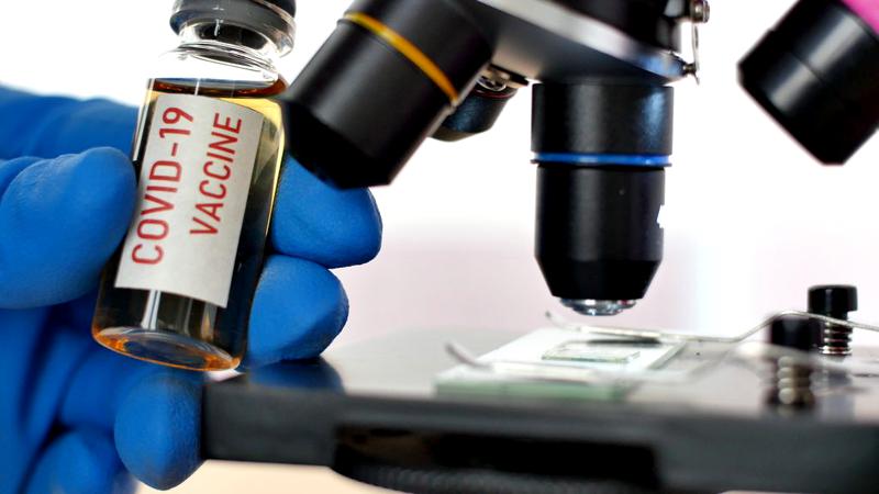 Rusia anunță că deține deja al doilea vaccin împotriva Covid, cu „eficiență de 100%”!