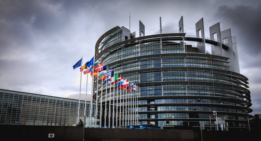 Parlamentul European solicită înăsprirea sancțiunilor la adresa Rusiei