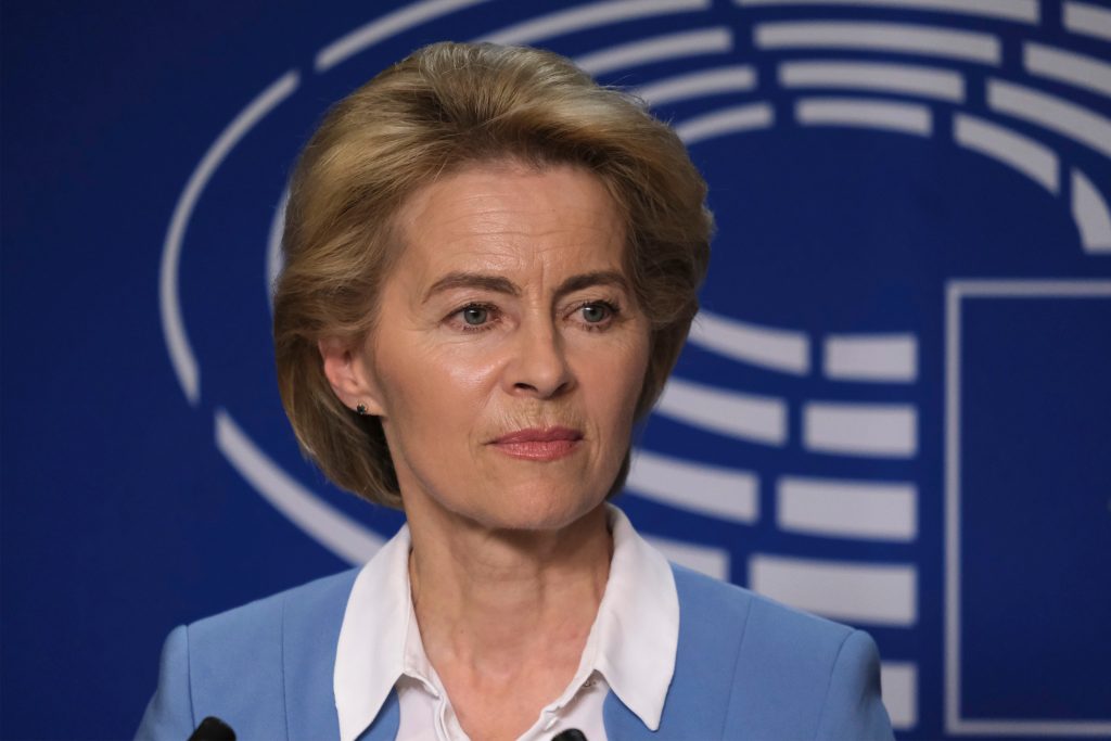 Ursula von der Leyen: Este necesar să existe certificate de vaccinare recunoscute la nivel european