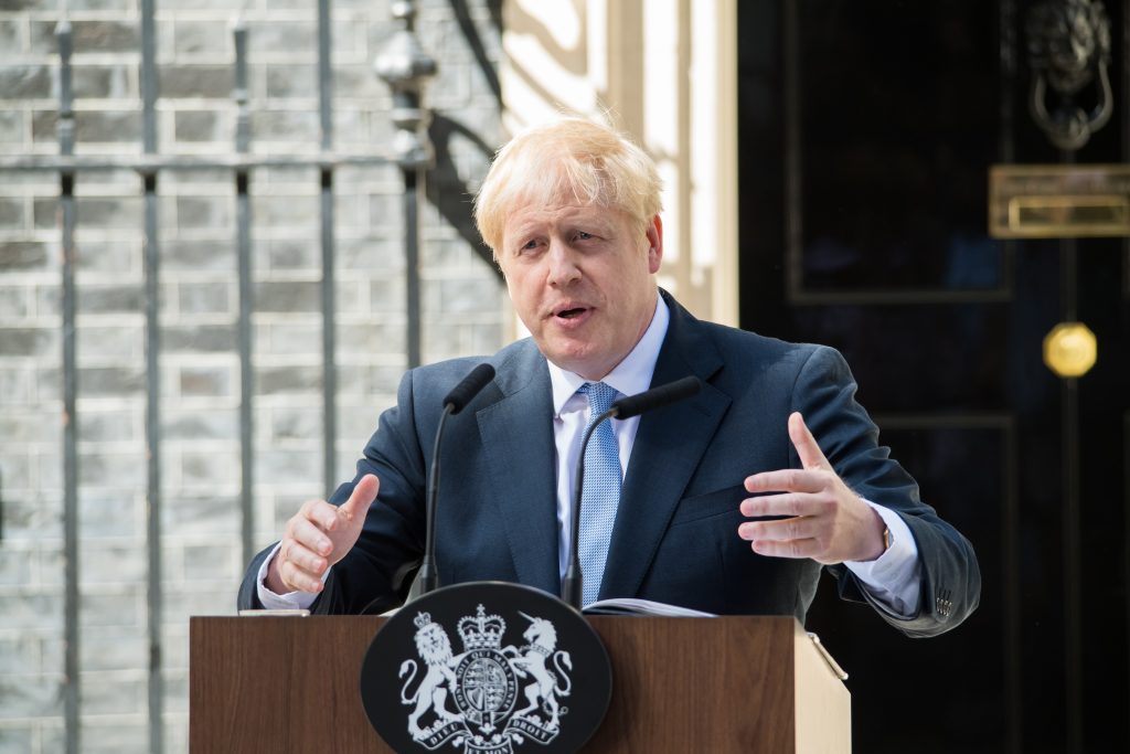 Boris Johnson avertizează că nu exclude înăsprirea restricțiilor antiepidemice în Marea Britanie