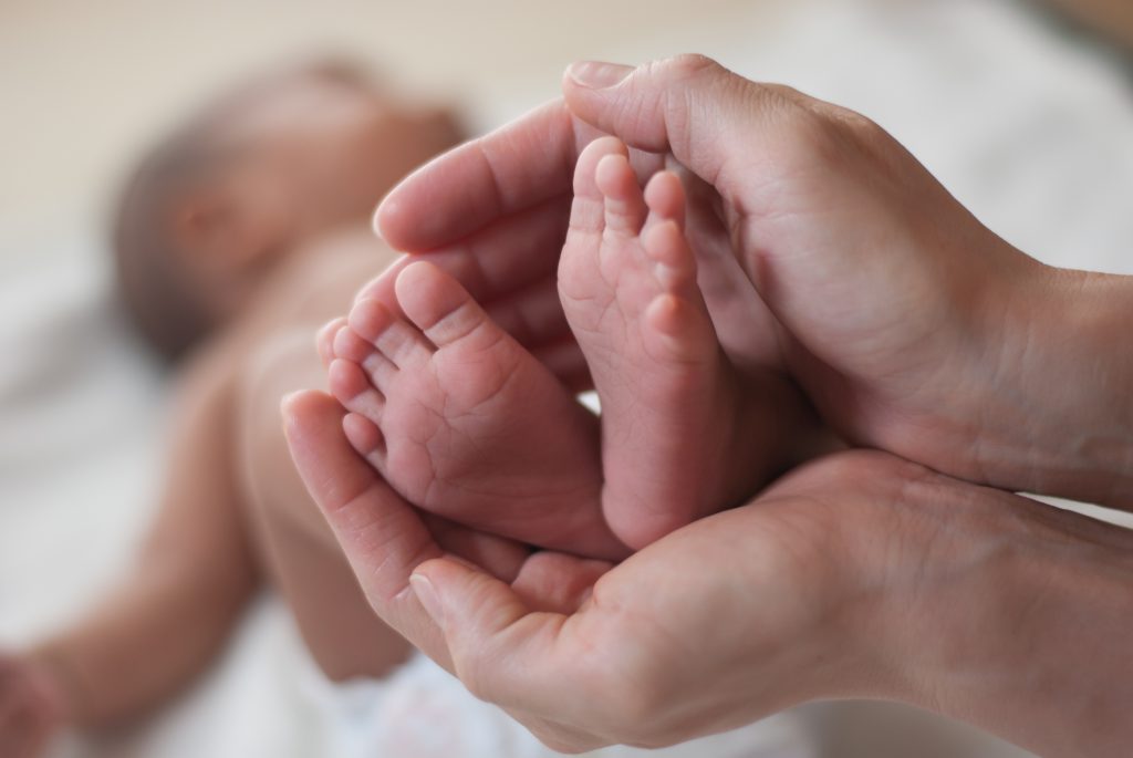 Primul copil român născut în 2021, fiica unei adolescente de doar 15 ani!