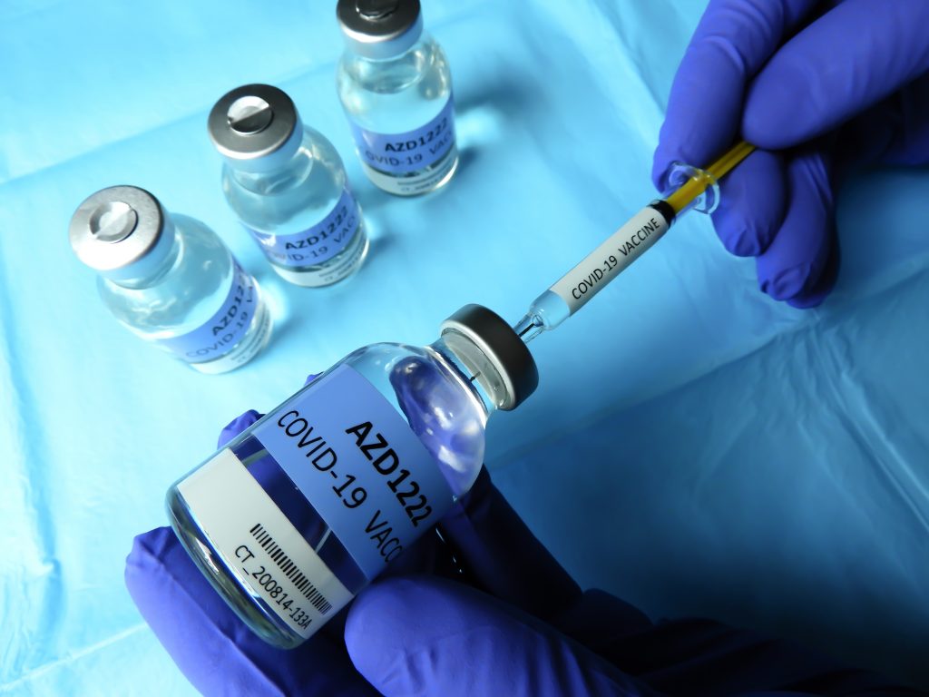 Mai multe state europene iau în considerare acționarea în instanță a AstraZeneca pentru încălcarea contractului privind livrarea de vaccin anti-COVID