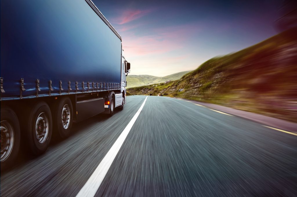 CNAIR: Restricţii de trafic în zilele de sâmbătă şi duminică pentru vehiculele de peste 7,5 tone