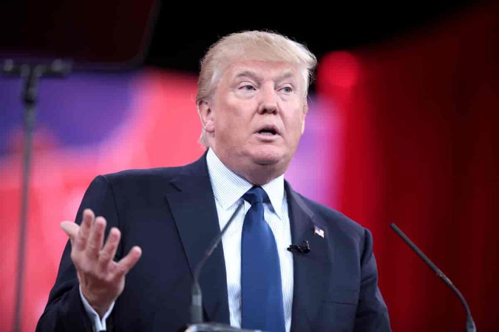 Cum l-a „demis” Departamentul de Stat, pentru câteva ore, pe președintele Donald Trump!