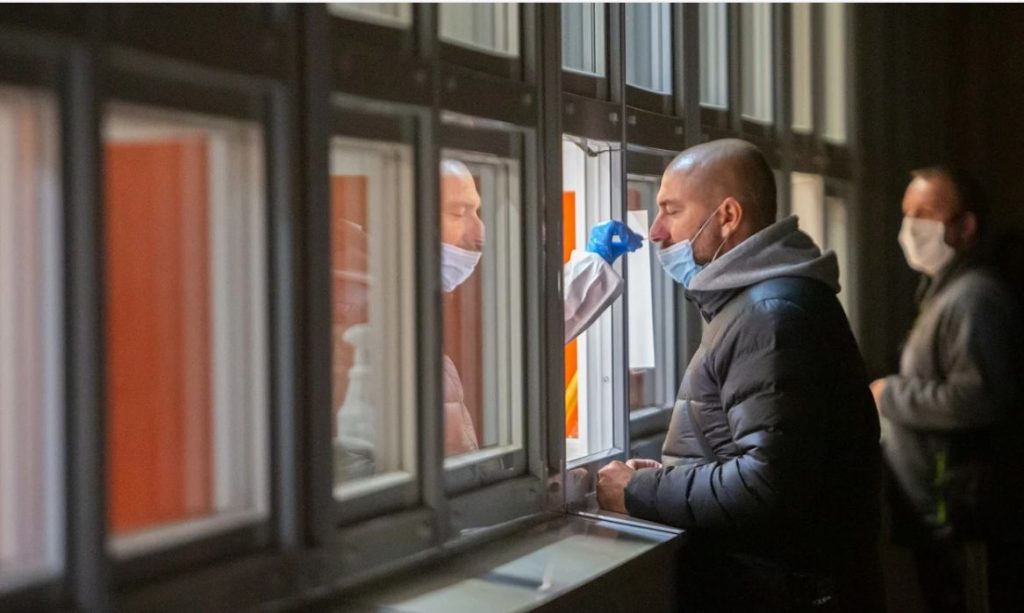 A fost inventat testul care detectează COVID-19 în 10 secunde! Ce spun specialiștii