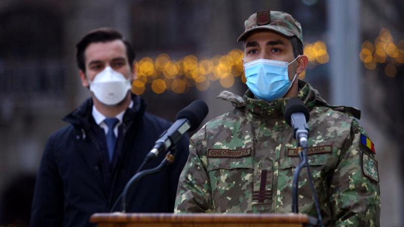 Coordonatorul campaniei naţionale de vaccinare, Valeriu Gheorghiță, urmează să fie vaccinat marți