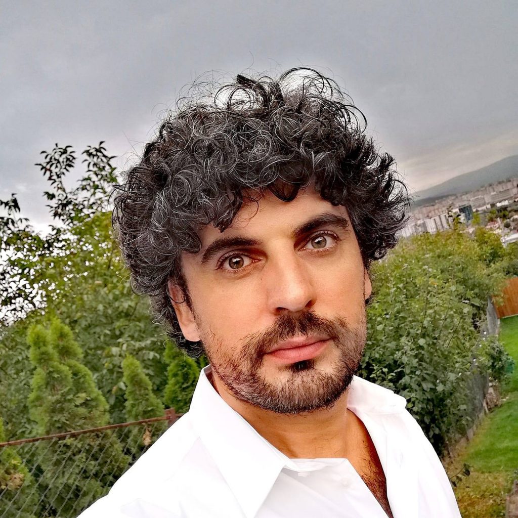 Actorul Bogdan Bob Rădulescu, revoltat după moartea bebelușului la botez: „Nimic nu se va schimba, viața va merge mai departe, părinții copilului vor fi distruși”