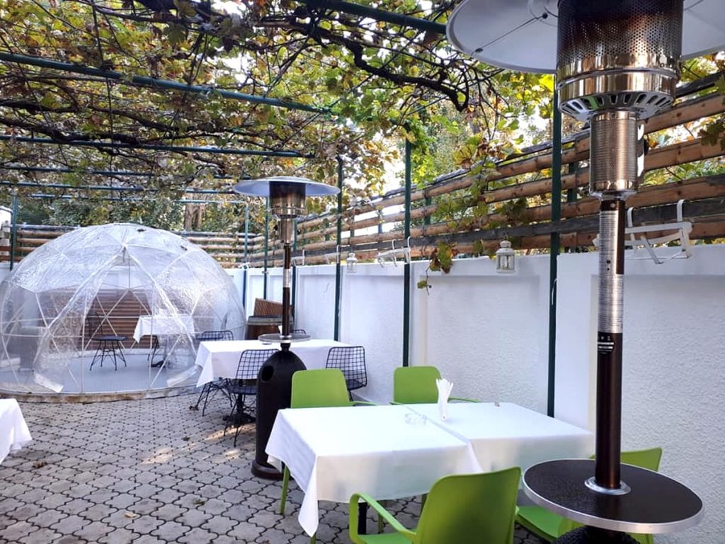 Restaurantele din Cluj impun o consumație minimă de 300 de lei. Cât timp ai voie să stai la masă