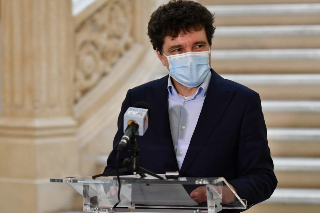 Primarul Capitalei, Nicușor Dan, detalii despre trenul metropolitan: Va fi finanțat prin PNRR și va avea opt tronsoane. Câți bani sunt alocați acestui proiect