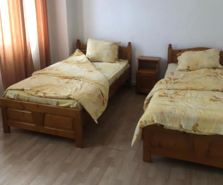 Așa ceva?! Elena Lasconi a decoperit locul unde angajații întrețineau relații sexuale! Le-a luat toată distracția, a schimbat yala! „Ghinion, s-a dus și plăcerea asta nevinovată”