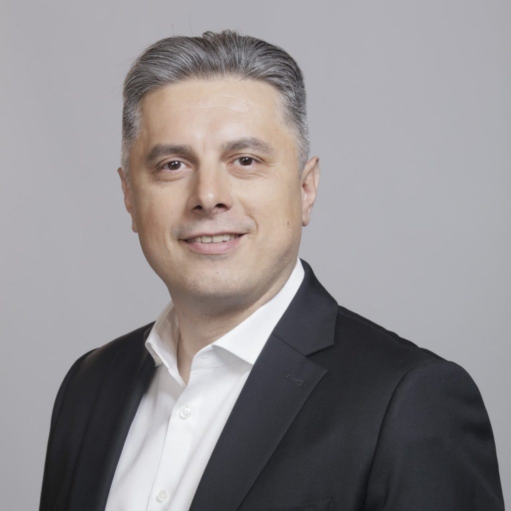 Deputat PNL, trimis în judecată de DNA pentru trafic de influență. E acuzat că a cerut unei persoane 500.000 de lei, pentru a o numi la conducerea ANAR