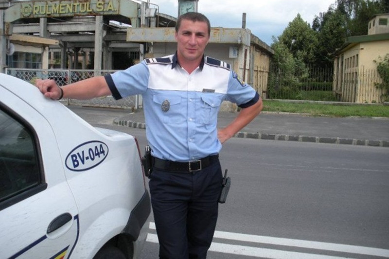 Marian Godină nu îi menajează pe polițiștii care au protestat și îi umilește: “Mergeți la privat că se dau sporuri babane!”