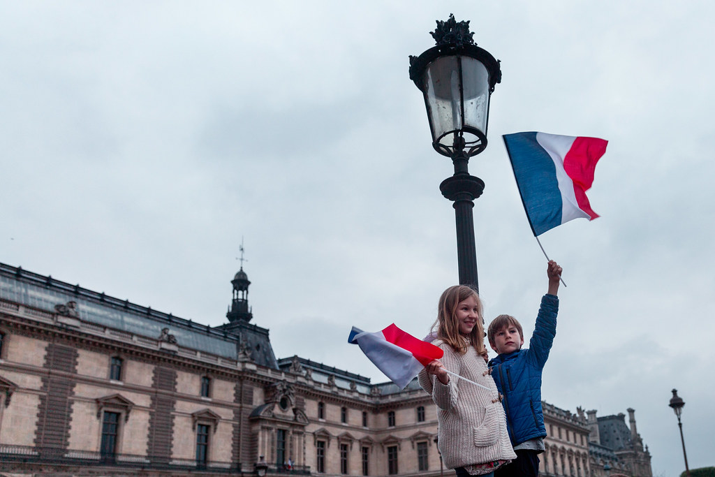 Franța amână încă o dată alegerile! Macron pune sănătatea oamenilor înaintea interesului politic