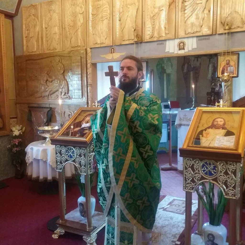 Preotul din Straja, după moartea bebelușului Iustin: „Așa evit orice pericol pentru copilași…”