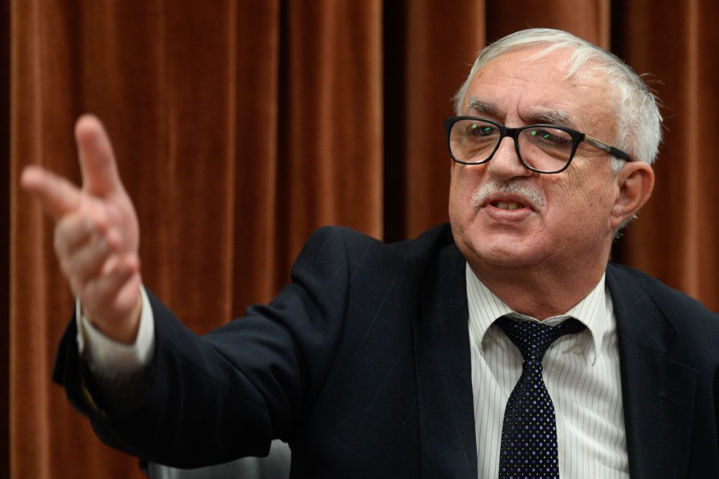 Augustin Zegrean explică cine poate revoca un ministru: Ce spune legea