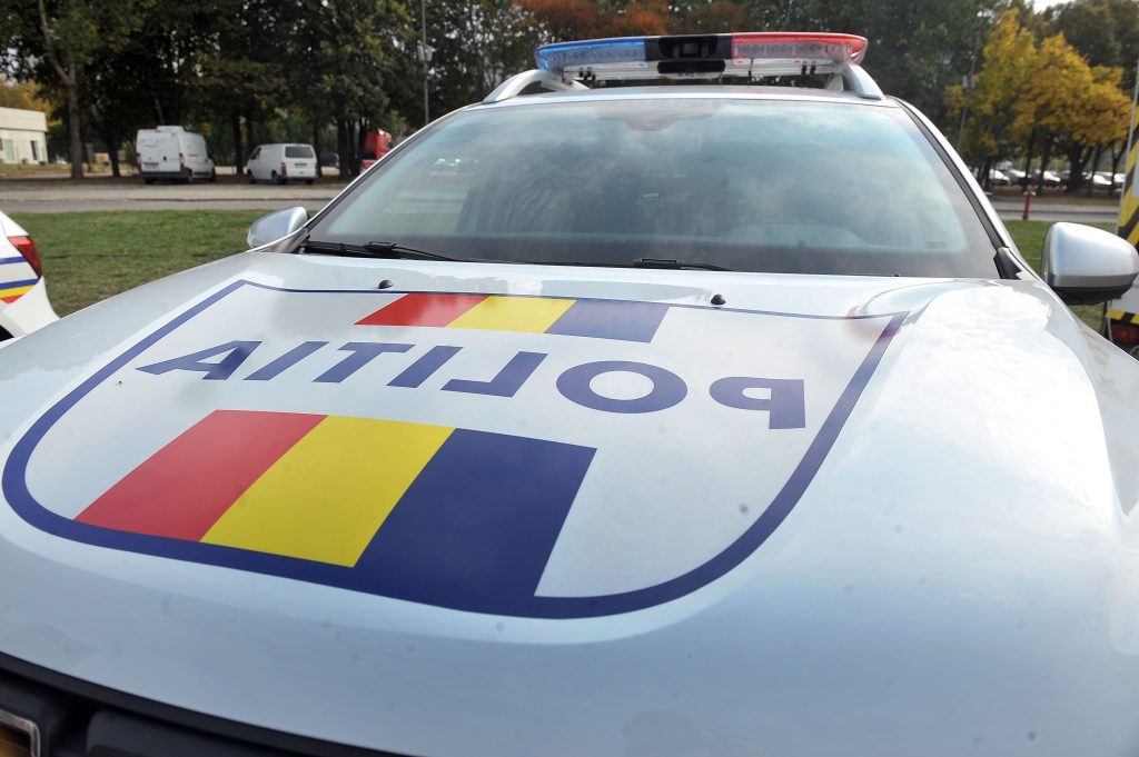 Un bărbat a fost ucis sub privirile unui copil în vârstă de 8 ani și transportat cu tomberonul