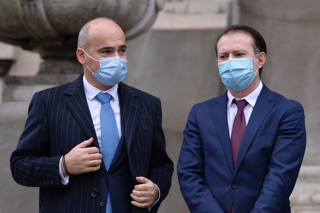 Rareș Bogdan, îndemn pentru Cîțu și Orban: „Nu putem să ne batem joc. Sunt promisiuni electorale!”