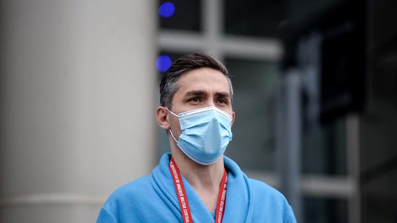Când vom putea renunța la mască. Anunțul lui Valeriu Gheorghiță