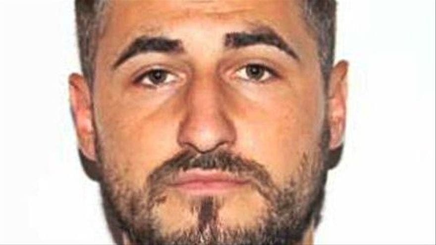 Un român a fost arestat într-o renumită staţiune. Este acuzat de fraude de milioane de dolari pe teritoriul Statelor Unite