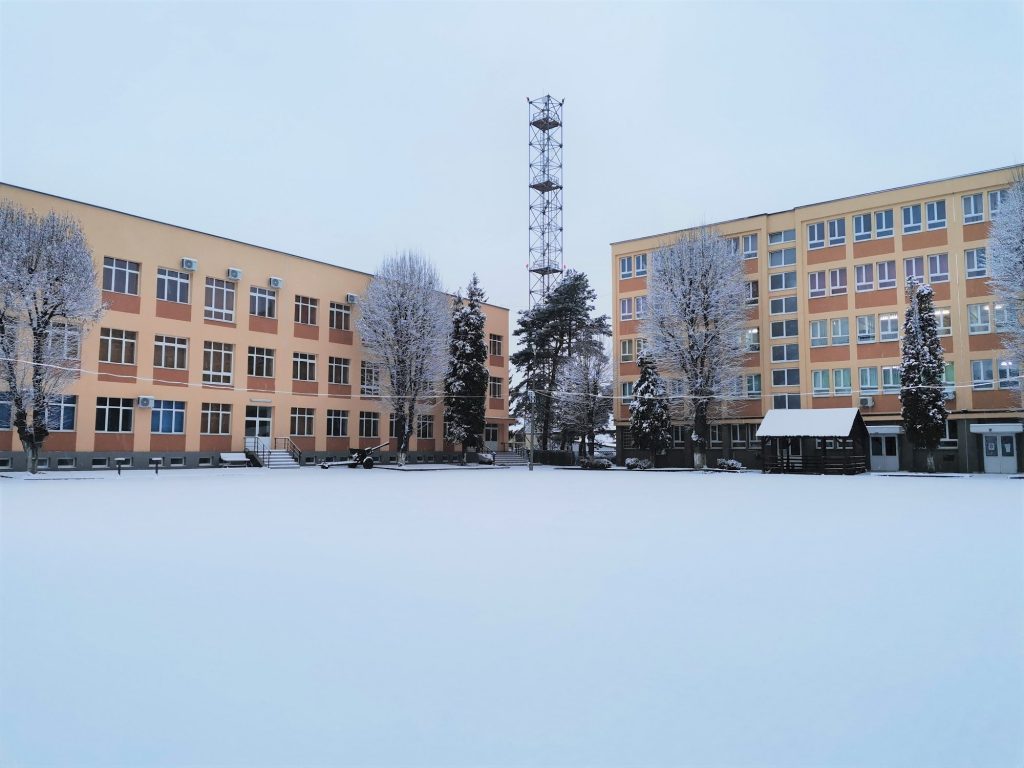 Focar de COVID-19 la Colegiul Militar „Mihai Viteazul” din Alba Iulia. Aproape 60 de elevi s-au infectat, de la începutul semestrului doi