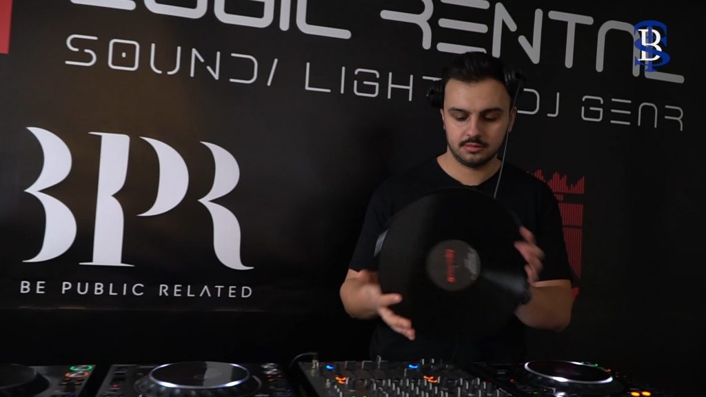 Angajat STB la Depoul Dudești, DJ de renume internațional în timpul liber! A mixat și la UNTOLD (VIDEO)