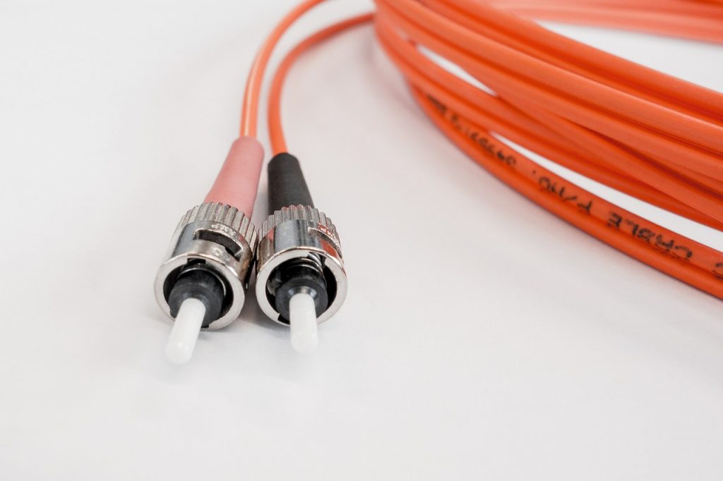 Google studiază activitatea seismică prin intermediul cablurilor de fibră optică din oceanul Pacific