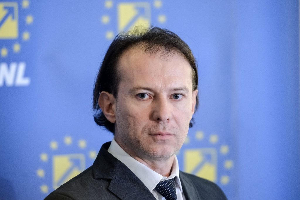 Florin Cîțu nu crede că mii de oameni s-au băgat în față la vaccinare. Premierul vrea 10 milioane de români să fie imunizați până în septembrie!
