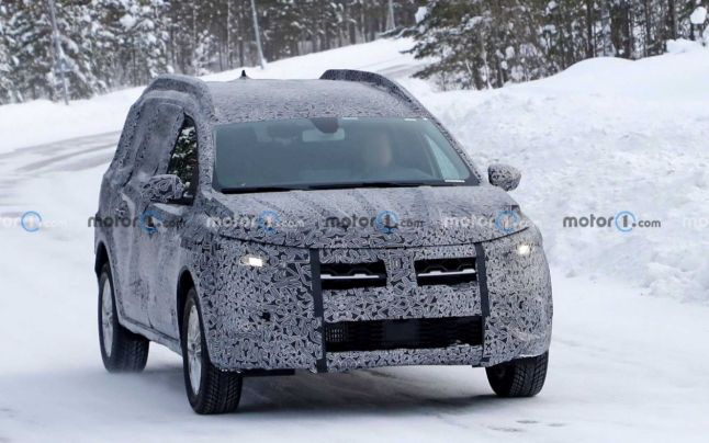 Dacia pregătește un nou model! Ce motorizări va avea crossover-ul (FOTO)