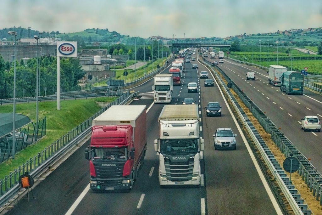Uniunea Europeană: 6,8% din importurile din restul lumii sunt contrafăcute