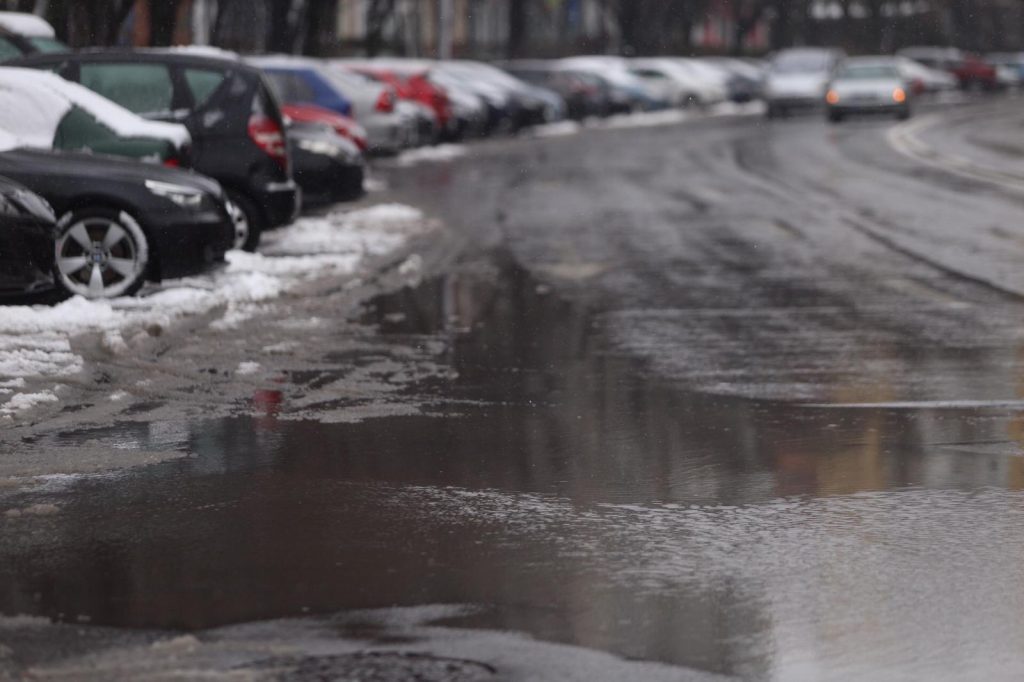 Vremea din această primăvară, mult mai rece decât ar fi normal. Climatologul Roxana Bojariu explică fenomenul (VIDEO)