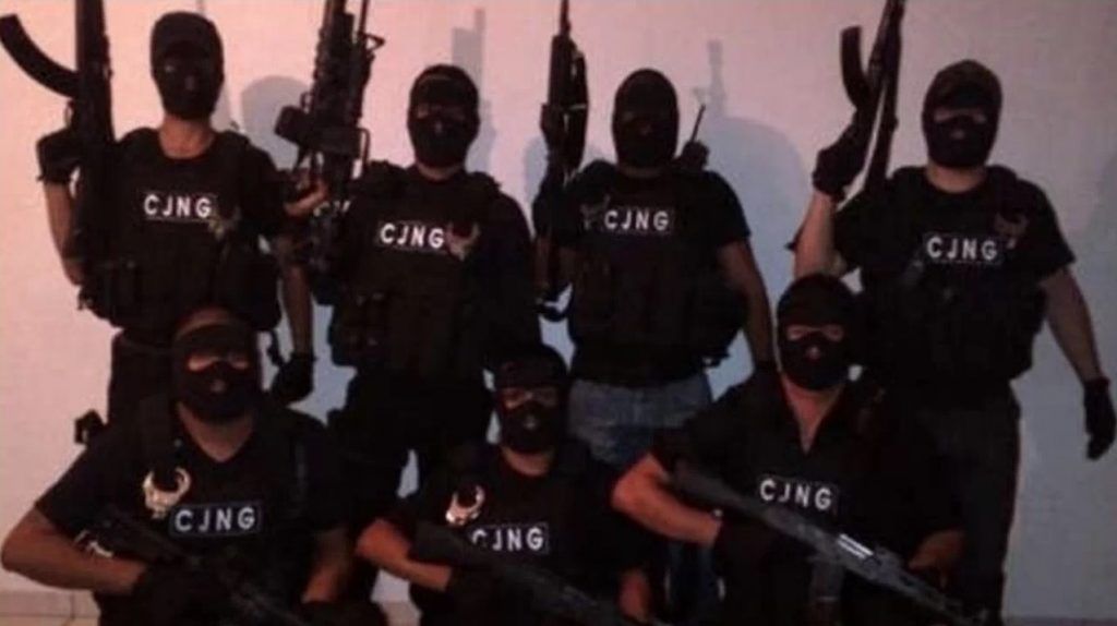 VIDEO spectaculos cu extrădarea lui Carlos Ruben Ramirez! „Locotenentul” temutului „El Mencho”, șeful Cartelului Jalisco Nueva Generation, a fost capturat în martie 2020 de Serviciile secrete din România!