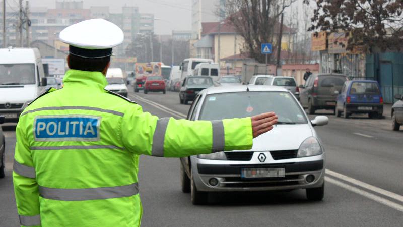 Statul român și CNSU, date în judecată, după modificarea orei de la care putem ieși din casă doar cu declarație
