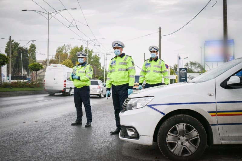 BREAKING NEWS. Femeie răpită, în plină zi, de pe o stradă din Capitală. Martorii au sunat îngroziți la 112!