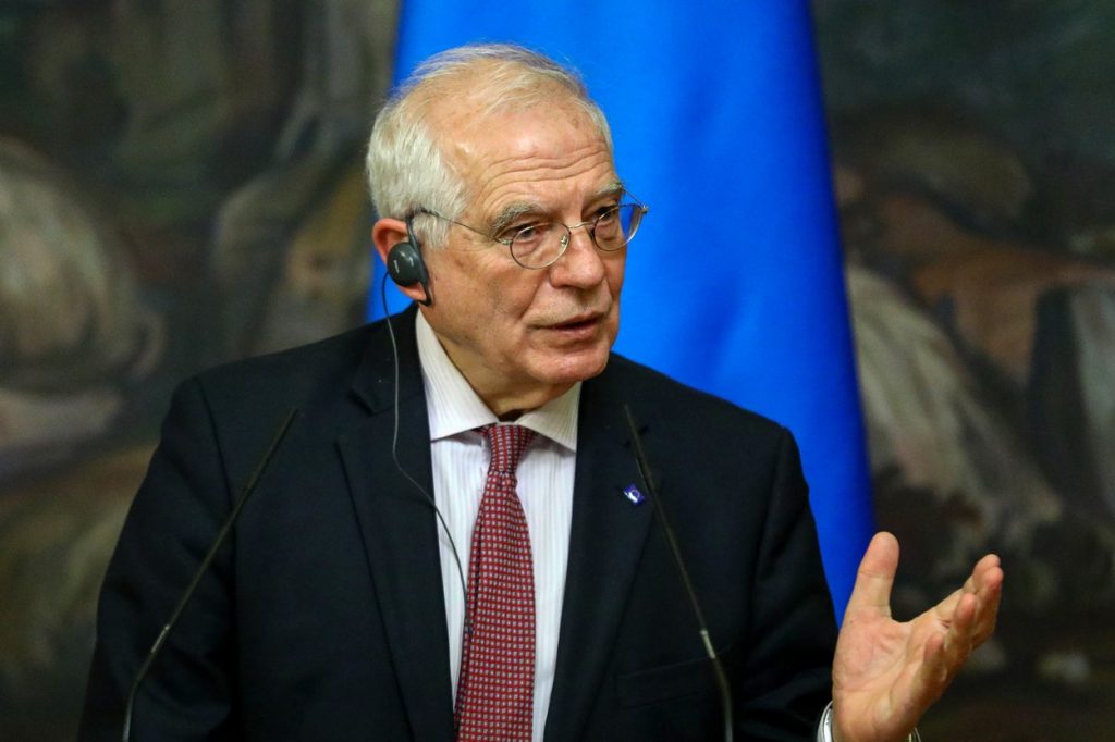 Zeci de europarlamentari cer demiterea lui Josep Borrell. Care este motivul