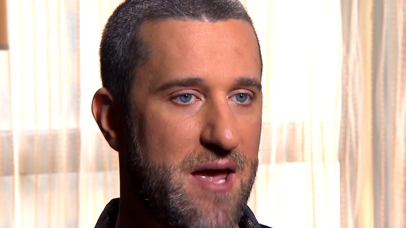 Îndrăgitul “Screech”, actorul din “Salvați de clopoțel”, a murit din cauza cancerului, la doar 44 de ani!