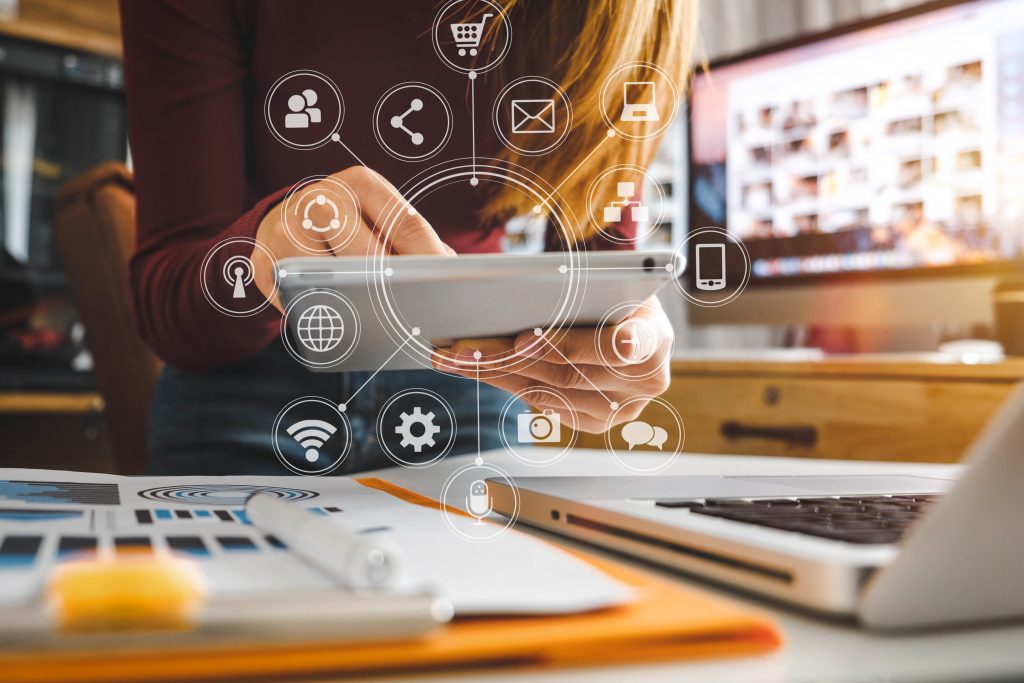Autoritatea pentru Digitalizarea României anunță semnarea unui parteneriat cu Code4Romania pentru digitalizarea administraţiei publice