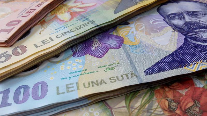 Când vor intra în conturi primele ALOCAȚII majorate. Aproape 4 milioane de copii și tineri vor primi bani mai mulți, în 2024
