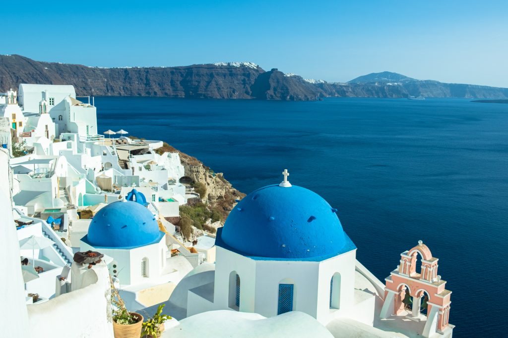 Grecia face eforturi pentru a atrage turiști români la vară. Ce măsuri ar urma să adopte hotelierii eleni