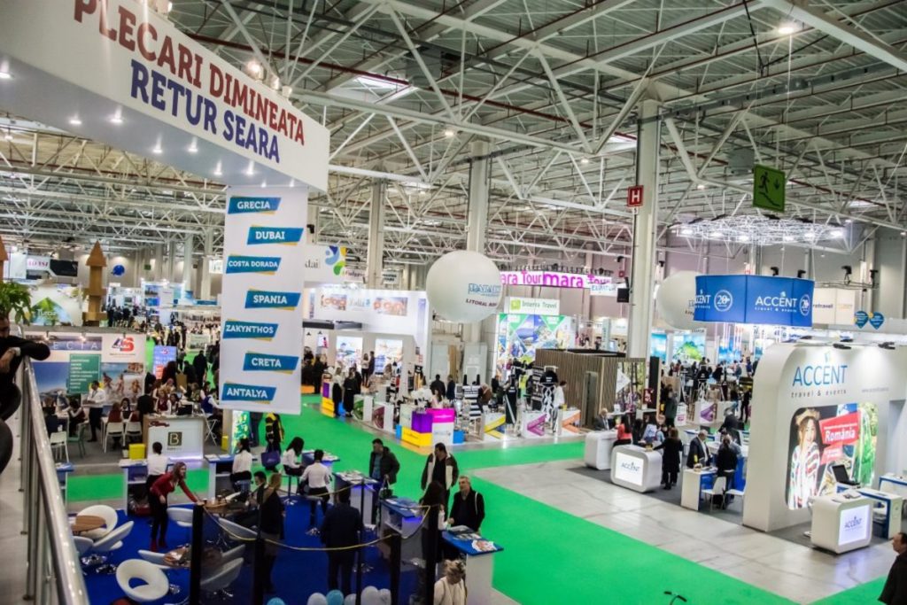 PREMIERĂ: Târgului de Turism al României 2021 își așteaptă vizitatorii doar online. Expozanții au pregătit oferte și promoții specialespeciale
