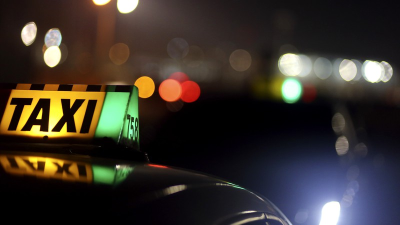 Taximetrist găsit mort lângă o pădure din Târgu-Jiu. Miercuri, un altul a fost descoperit în Capitală