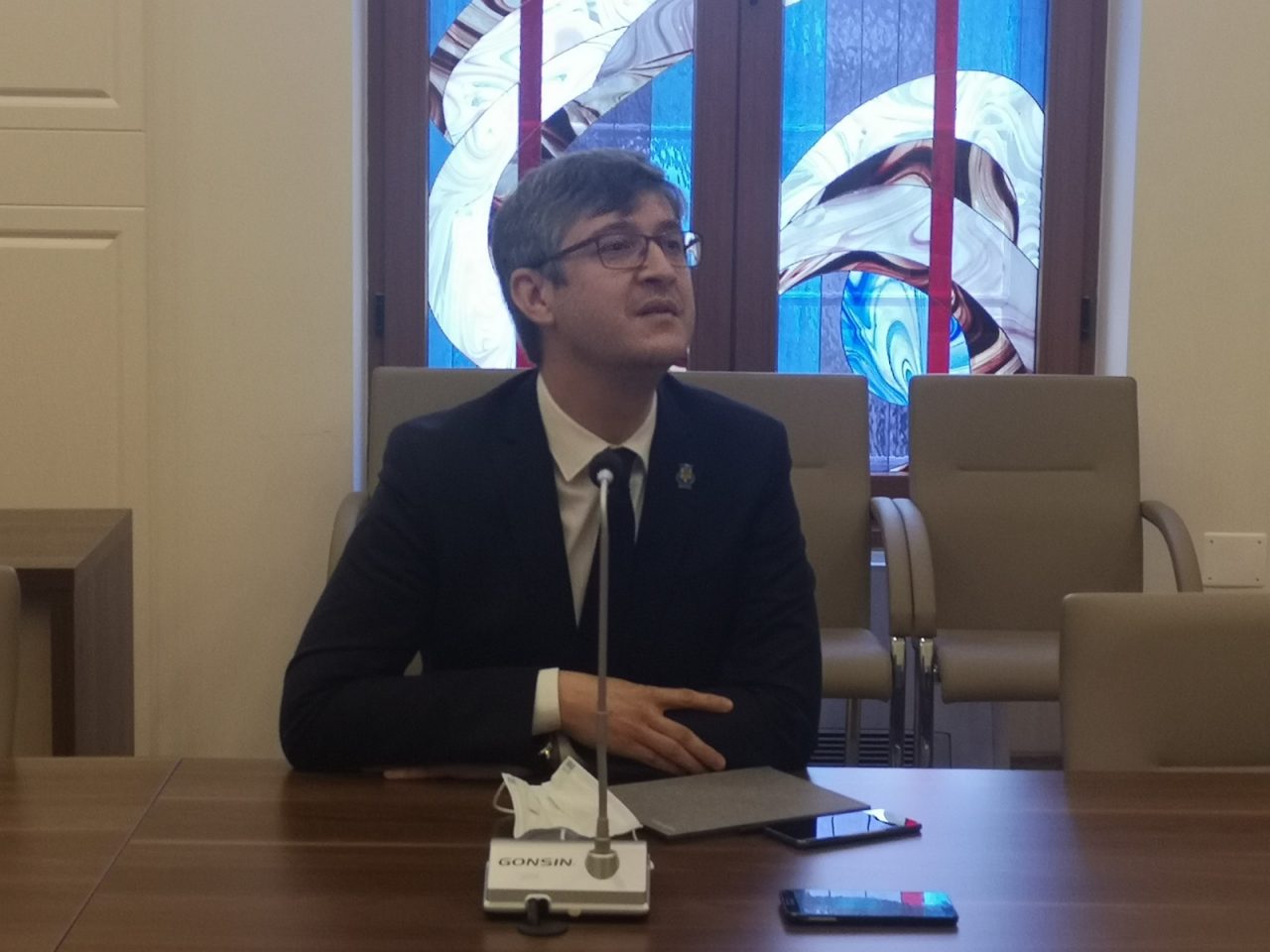 Situația paturilor la ATI în Bacău. Prefectul Leonard Bulai, relaxat înaintea controalelor cerute de Florin Cîțu (GALERIE FOTO)