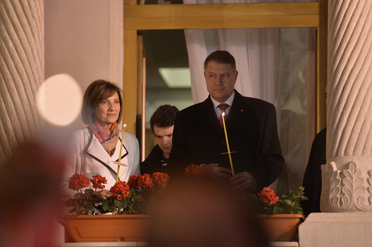 Klaus Iohannis, ferm despre sărbătorile de Paște: Trebuie să găsim soluții ca oamenii să meargă la biserică