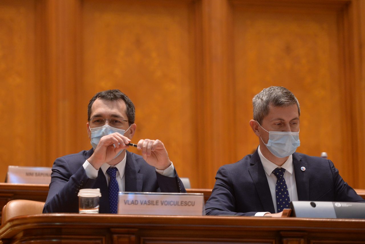 Vicepremierul Dan Barna, despre ministrul Sănătății: Președintele Iohannis ne-a cerut miercuri să-l susținem / „În exterior pare o mare bătălie care de fapt nu există”