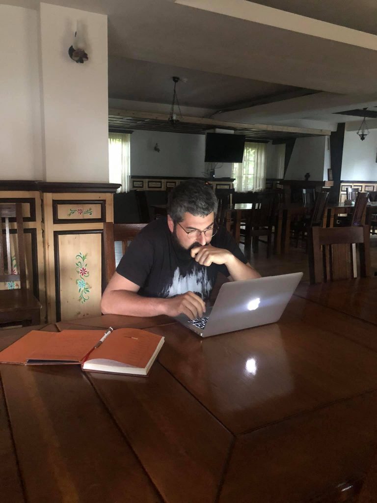 Bogdan Oprea a demisionat din funcţia de purtător de cuvânt al Ministerului Sănătăţii la mai puţin de două luni de la învestire